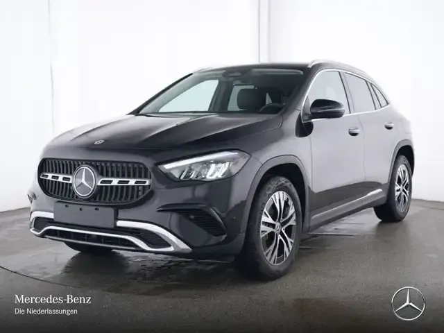 Mercedes-Benz GLA 180