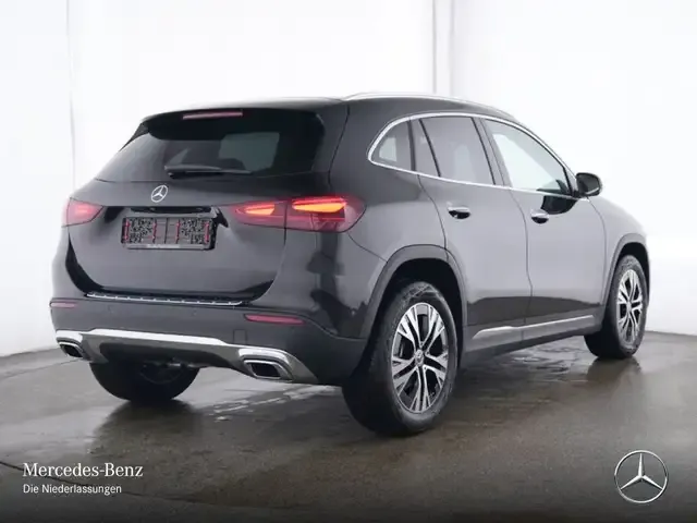 Mercedes-Benz GLA 180