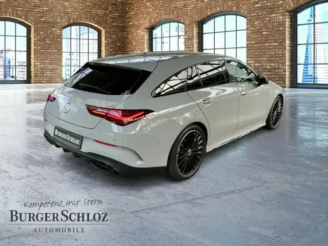 Mercedes-Benz CLA 180