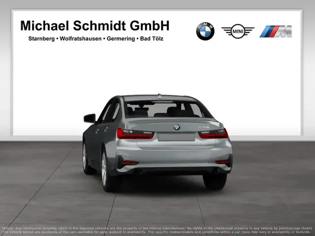 BMW 330