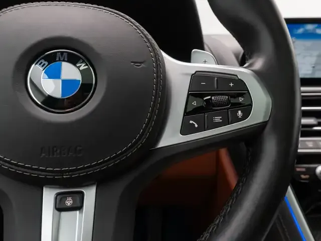 BMW 840