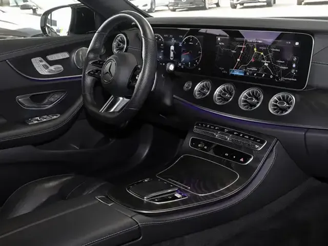 Mercedes-Benz E 400