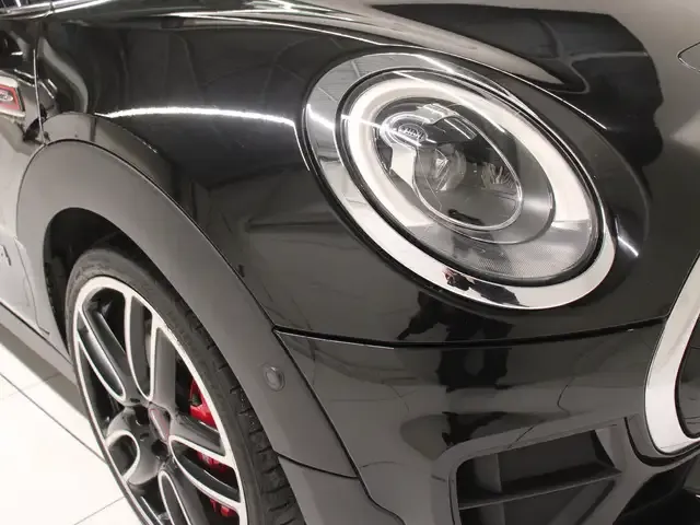 MINI John Cooper Works Clubman
