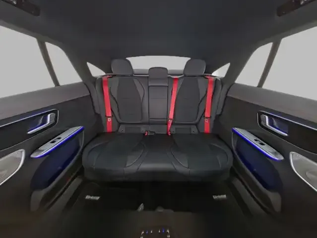 Mercedes-Benz EQE 43