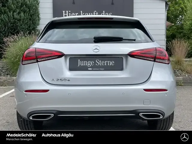 Mercedes-Benz A 250