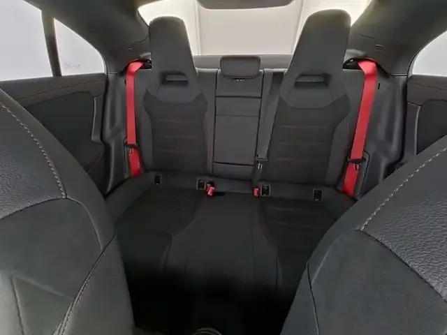 Mercedes-Benz CLA 35 AMG