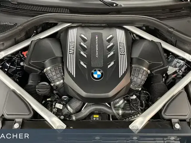 BMW X5 M