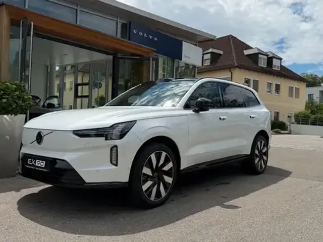 Volvo EX90