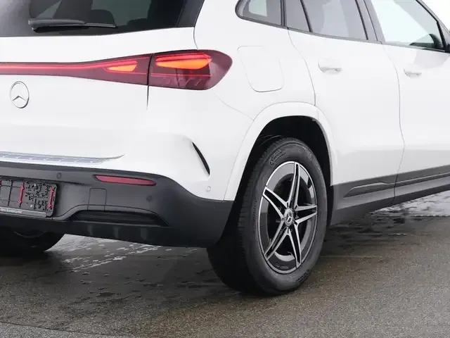 Mercedes-Benz EQA 250