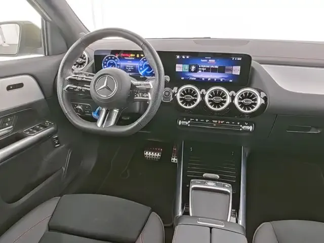 Mercedes-Benz EQA 250