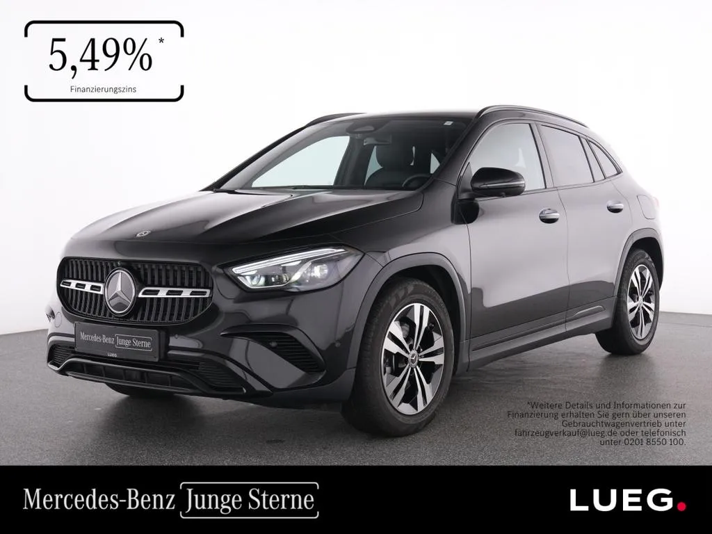 Mercedes-Benz GLA 200