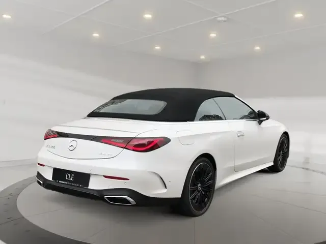 Mercedes-Benz CLE 300