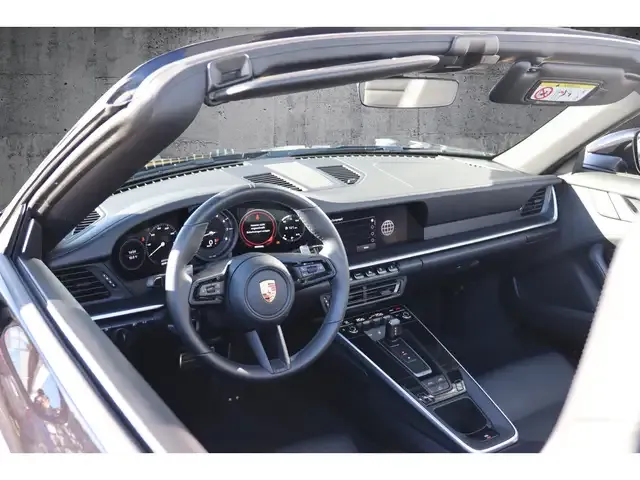 Porsche 992