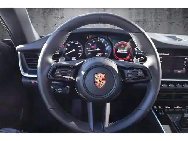 Porsche 992