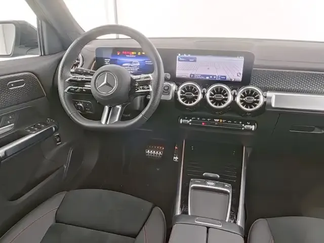 Mercedes-Benz EQB 350