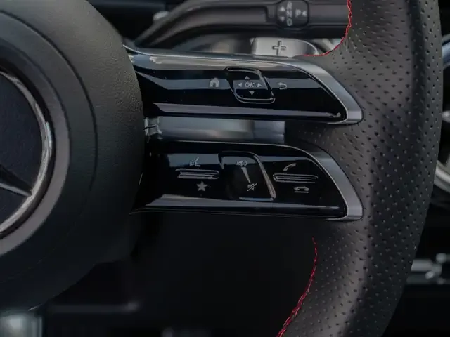 Mercedes-Benz GLB 220