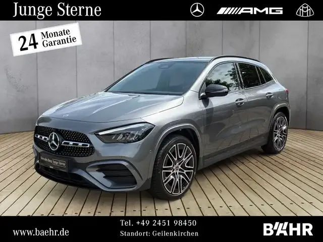 Mercedes-Benz GLA 200