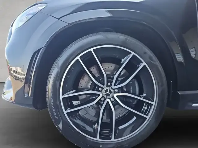 Mercedes-Benz GLE 400