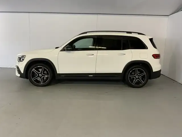 Mercedes-Benz GLB 250
