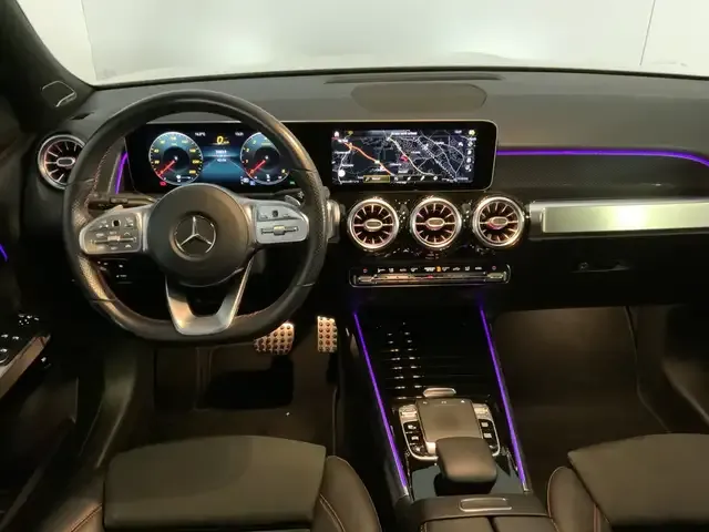 Mercedes-Benz GLB 250
