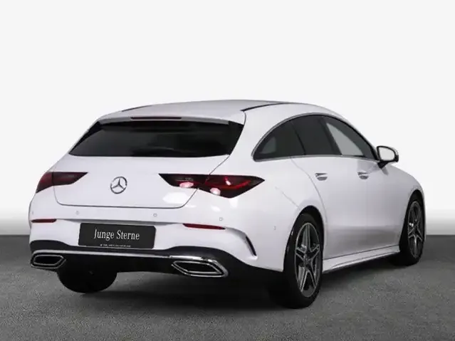 Mercedes-Benz CLA 200