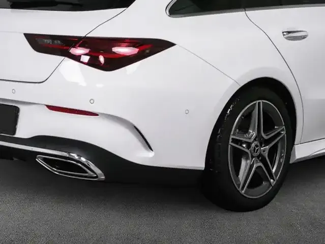 Mercedes-Benz CLA 200