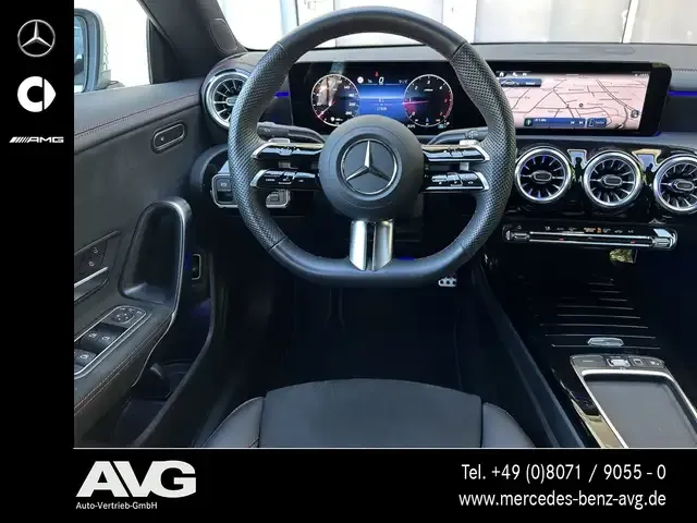 Mercedes-Benz CLA 200