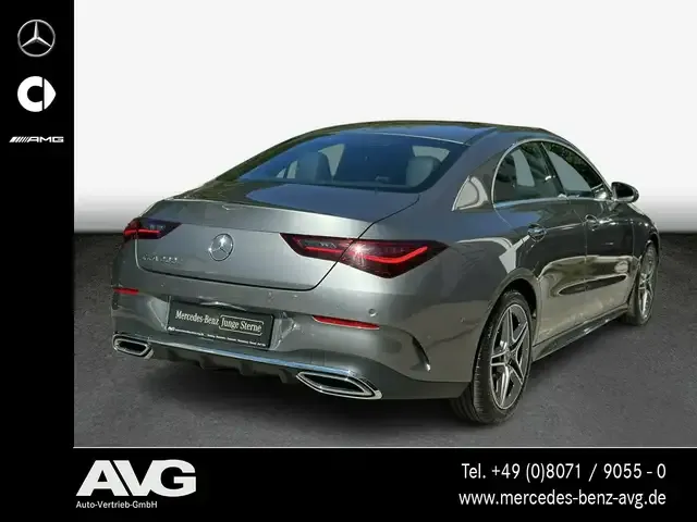 Mercedes-Benz CLA 200