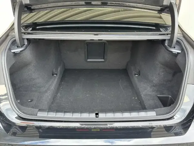 BMW 740