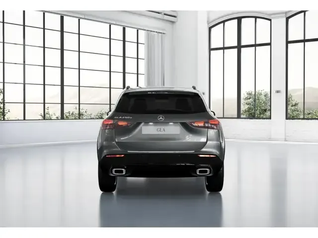 Mercedes-Benz GLA 250