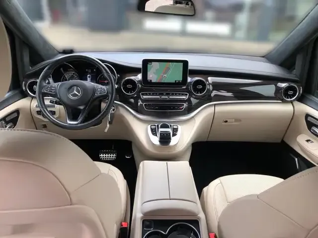 Mercedes-Benz V 300