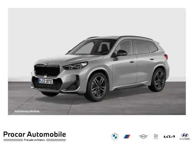 BMW iX1