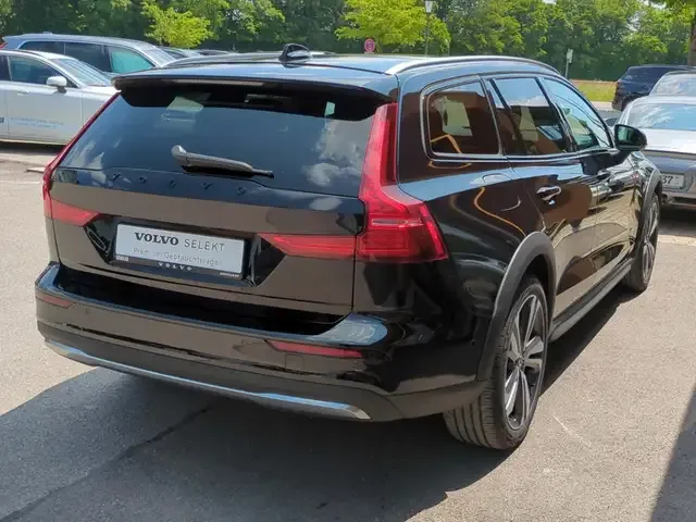 Volvo V60 Cross Country