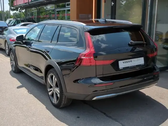 Volvo V60 Cross Country
