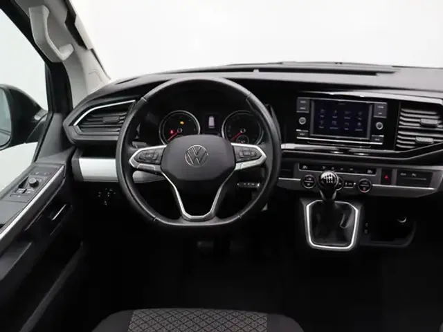 Volkswagen T6 California