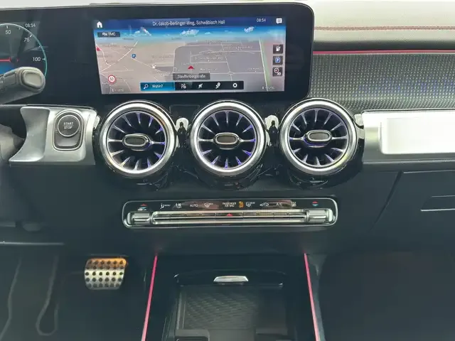 Mercedes-Benz EQB 300