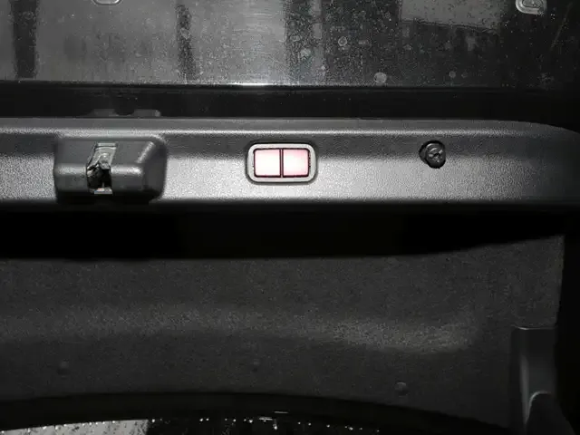 Mercedes-Benz EQE 350
