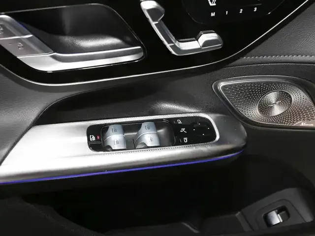Mercedes-Benz EQE 350