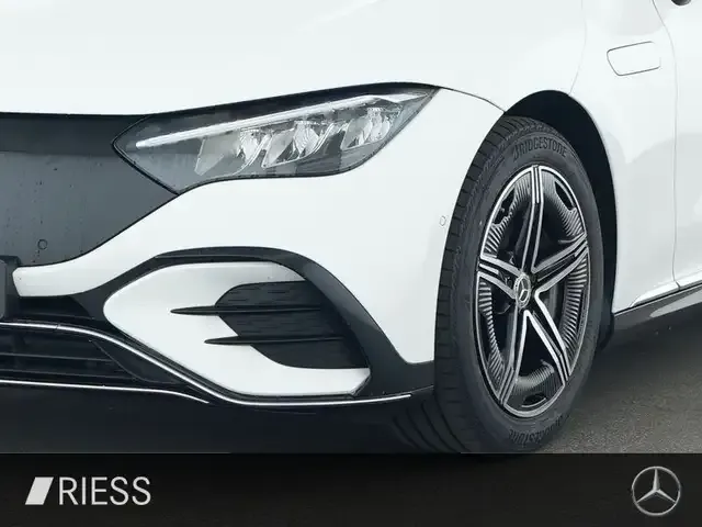 Mercedes-Benz EQE 350