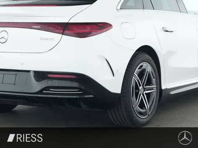 Mercedes-Benz EQE 350