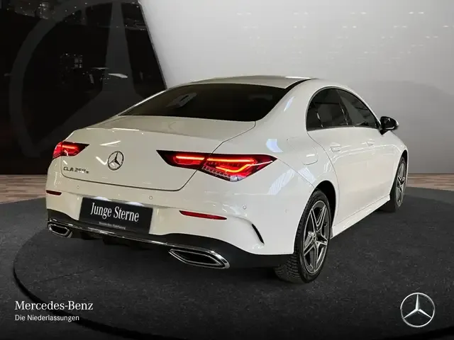 Mercedes-Benz CLA 250