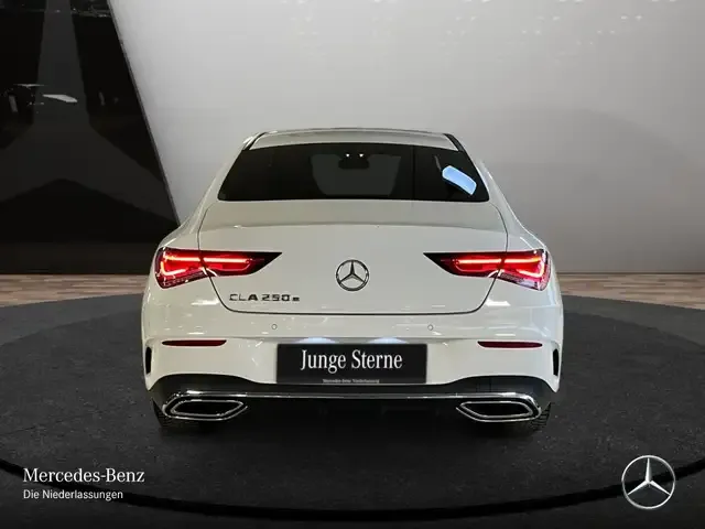 Mercedes-Benz CLA 250