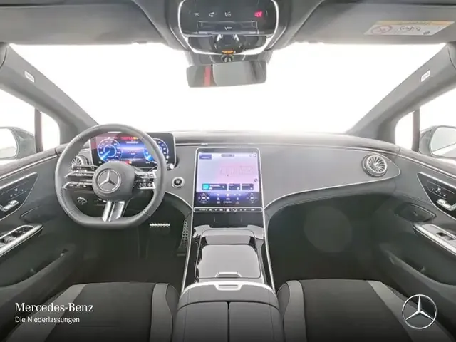 Mercedes-Benz EQE 350