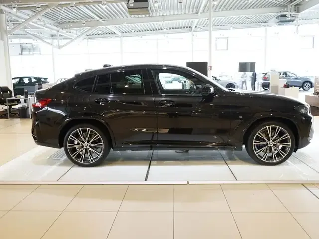 BMW X4 M