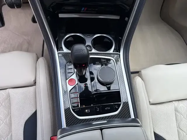 BMW M8