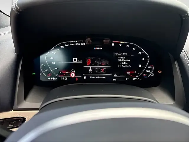 BMW M8