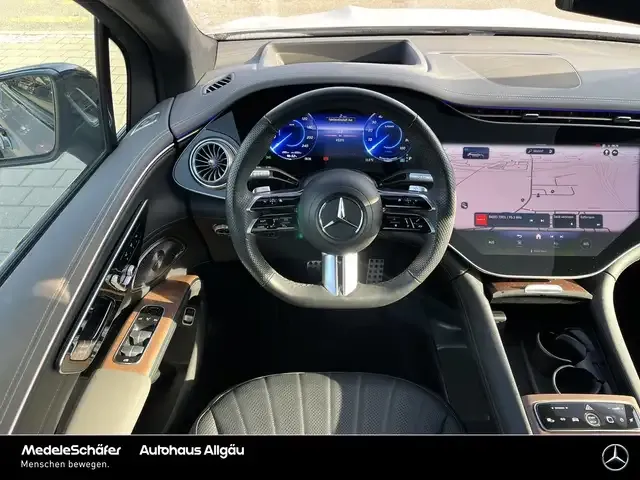 Mercedes-Benz EQS SUV