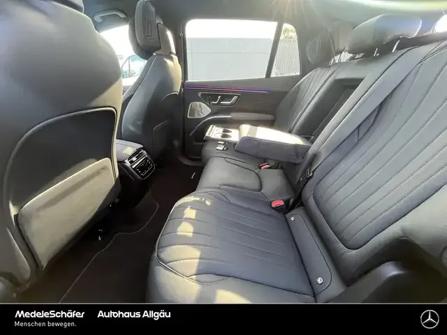 Mercedes-Benz EQS SUV