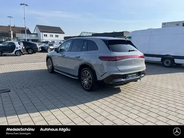 Mercedes-Benz EQS SUV