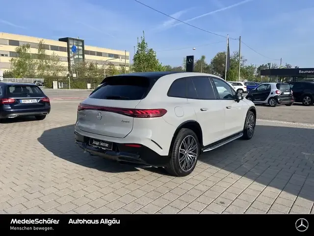 Mercedes-Benz EQS SUV